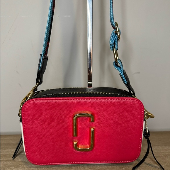 Marc Jacobs Snapshot | Very Good Condition - Picture 10 of 17